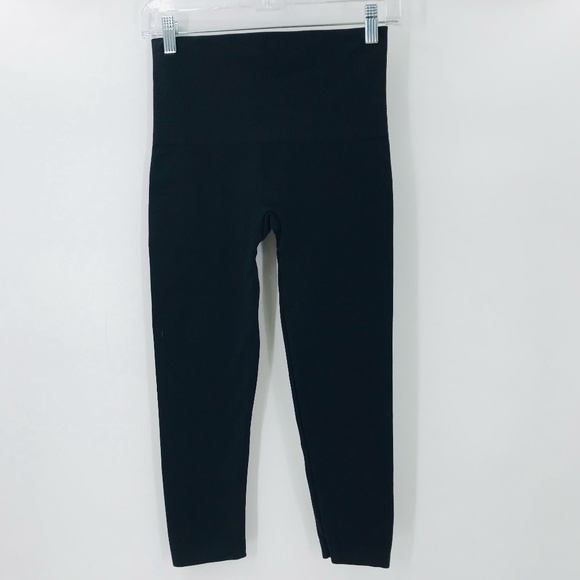 SPANX Pants - Spanx Look At Me Now High Rise Seamless Cropped Leggings Black Size Large